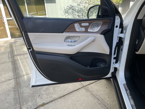 Certified 2024 Mercedes-Benz GLE 450 4MATIC image 16