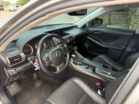 Used 2014 Lexus IS 350 w/ Navigation Package RWD image 6