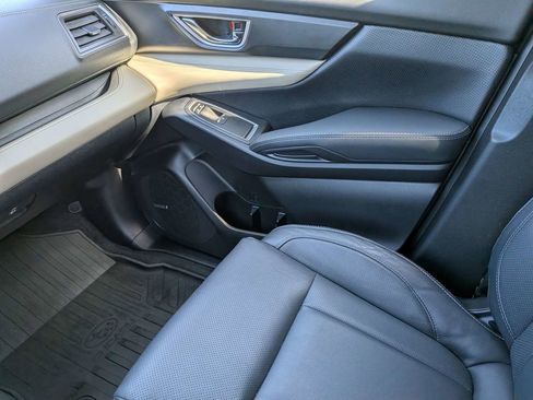 Used 2022 Subaru Ascent Limited w/ Technology Package AWD/4WD image 19