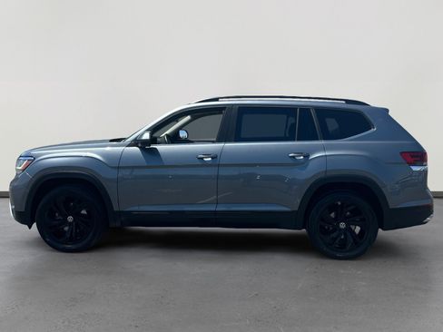 Certified 2022 Volkswagen Atlas SE AWD/4WD image 2
