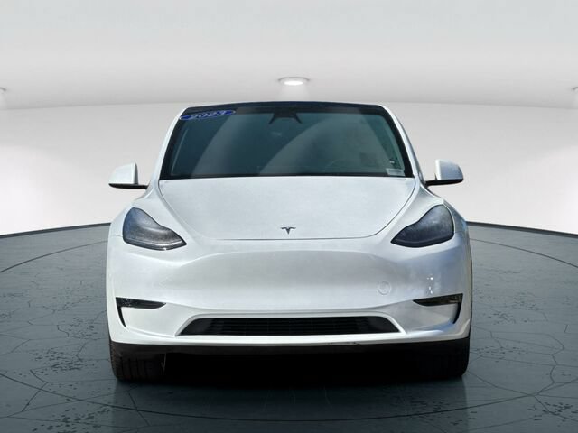 Used 2023 Tesla Model Y AWD image 9