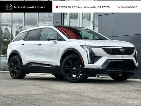 Used 2025 Cadillac Optiq Sport 1 w/ LPO, ONYX Package image 1