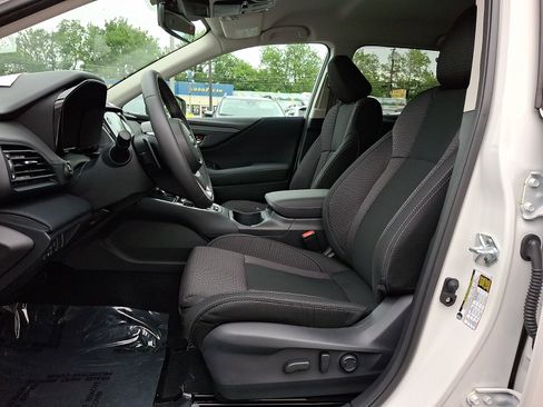 Certified 2025 Subaru Outback Premium AWD/4WD image 14