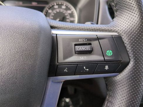 Used 2025 Mitsubishi Outlander SE FWD image 26