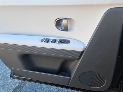 New 2026 Hyundai Ioniq 5 SE RWD image 27