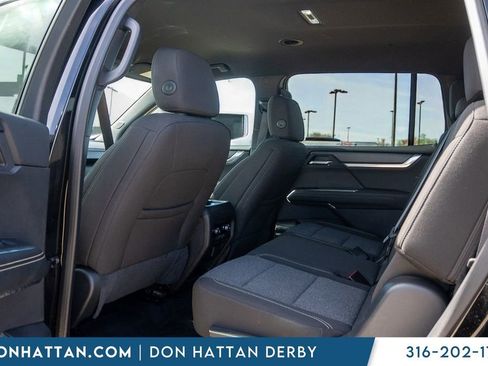 Used 2025 GMC Acadia Elevation image 19