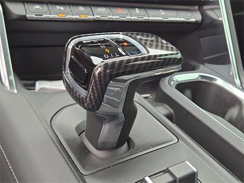 Used 2025 GMC Sierra 1500 Denali w/ Denali Reserve Package image 16