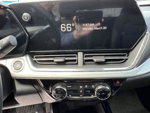 New 2026 Chevrolet Trax LT image 13