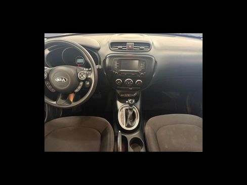 Used 2019 Kia Soul FWD image 13