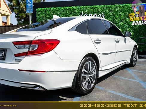 Used 2018 Honda Accord Touring image 7