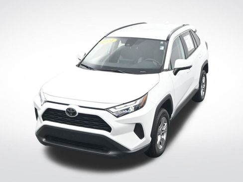 Used 2024 Toyota RAV4 XLE image 23