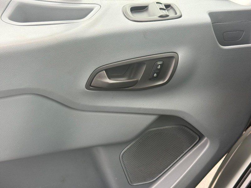 Used 2019 Ford Transit 350 XL RWD image 29