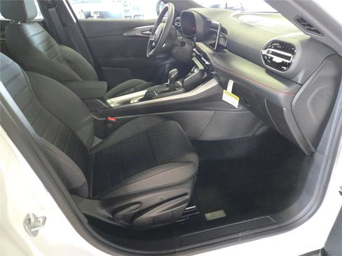 New 2025 Dodge Hornet GT w/ GT Blacktop Package image 7