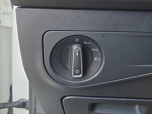 Certified 2024 Volkswagen Tiguan SE R-Line AWD/4WD image 12