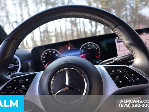 Used 2025 Mercedes-Benz CLA 250 image 31