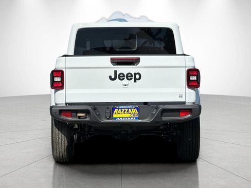 New 2026 Jeep Gladiator Sport AWD/4WD image 4