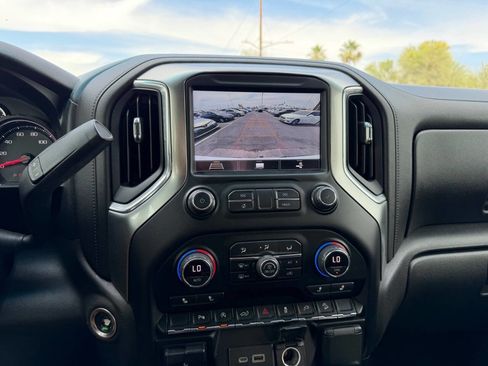Used 2020 Chevrolet Silverado 1500 RST w/ Diesel Off-Road Package AWD/4WD image 20