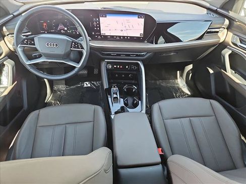 Certified 2025 Audi Q5 Premium w/ Convenience Package AWD/4WD image 19