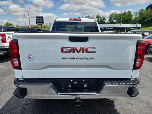 Used 2024 GMC Sierra 1500 Pro w/ Pro Value Package AWD/4WD image 5