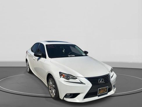 Used 2016 Lexus IS 200t RWD image 6