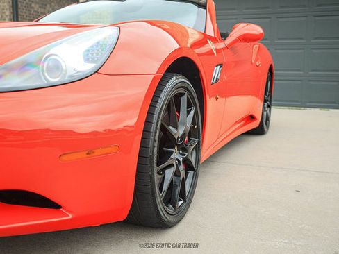 Used 2012 Ferrari California image 59