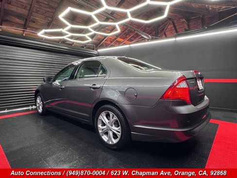 Used 2012 Ford Fusion SE image 4