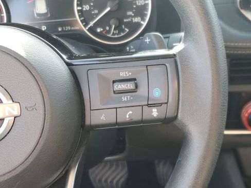 Used 2023 Nissan Rogue SV image 21