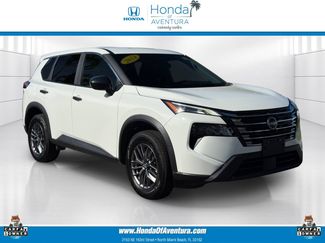 Used 2024 Nissan Rogue S AWD/4WD video 1