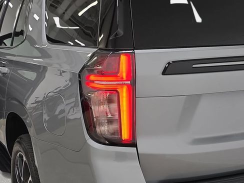 Used 2024 Chevrolet Tahoe RST w/ Luxury Package AWD/4WD image 33