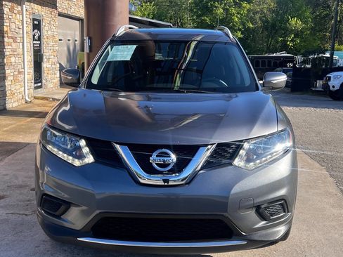 Used 2015 Nissan Rogue SV w/ SV Moonroof Package image 9