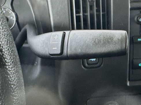 Used 2021 GMC Savana 2500 w/ Driver Convenience Package RWD image 19