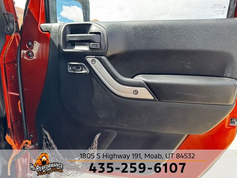 Used 2014 Jeep Wrangler Rubicon w/ Power Convenience Group AWD/4WD image 35