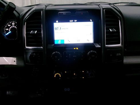 Used 2016 Ford F150 XLT w/ Equipment Group 302A Luxury AWD/4WD image 37