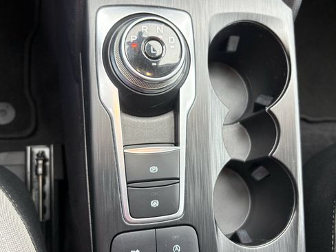 Used 2022 Ford Escape SE w/ SE Sport Appearance Package FWD image 22