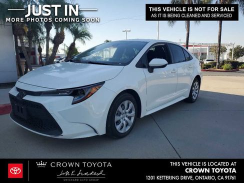 Used 2020 Toyota Corolla LE w/ Carpet Mat Package (TMS) FWD image 1