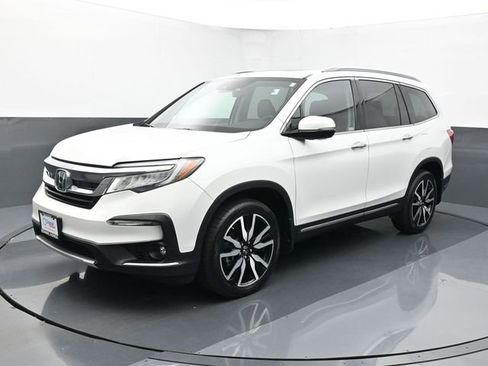 Used 2022 Honda Pilot Touring image 1