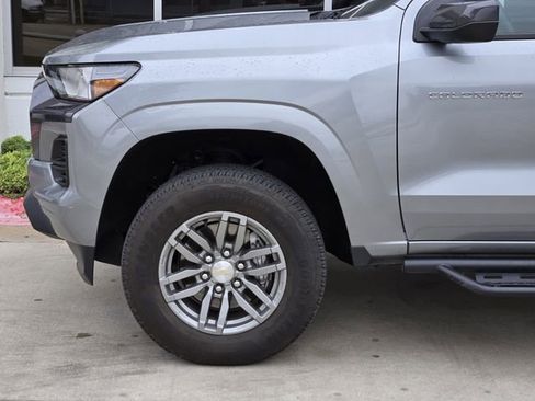 Used 2023 Chevrolet Colorado LT image 8