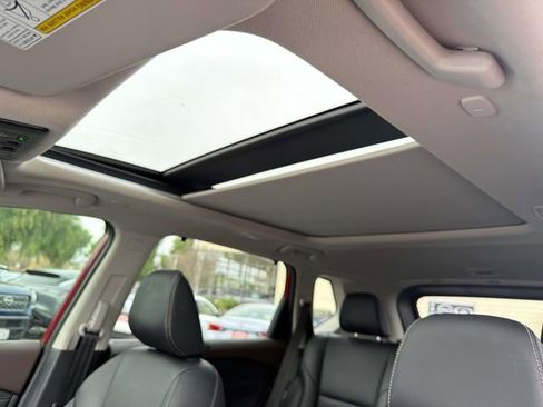 Certified 2023 Nissan Rogue SL w/ SL Premium Package image 9