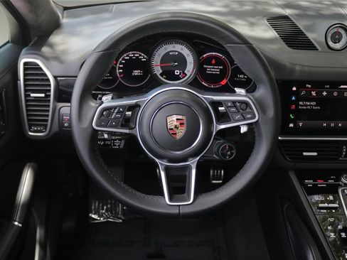 Used 2023 Porsche Cayenne GTS AWD/4WD image 14