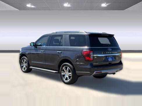 Used 2024 Ford Expedition Limited AWD/4WD image 3