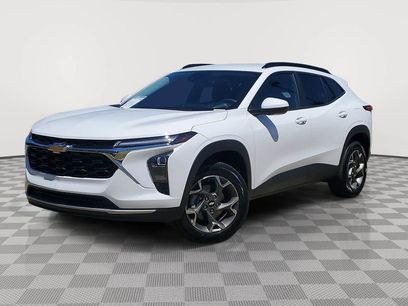 Used 2025 Chevrolet Trax LT