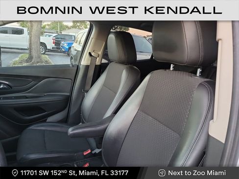 Used 2022 Buick Encore Preferred w/ Safety Package image 7