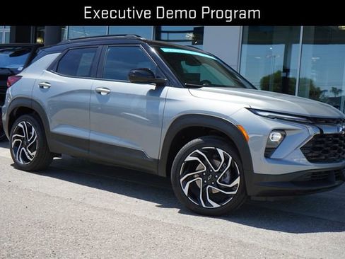 Used 2026 Chevrolet TrailBlazer RS w/ Convenience Package AWD/4WD image 1