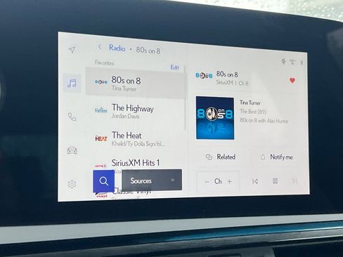 Used 2025 Lexus ES 300h w/ Premium Package image 21