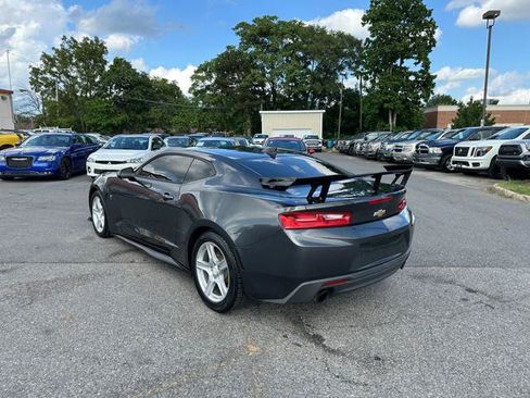Used 2017 Chevrolet Camaro LT RWD image 7