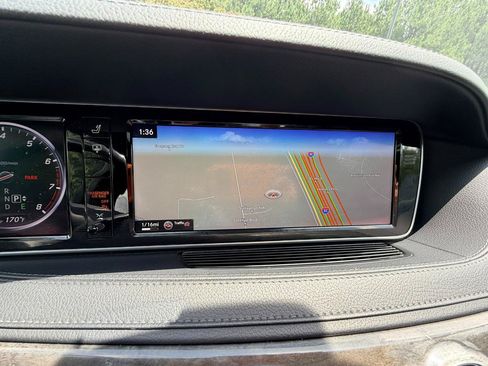Used 2016 Mercedes-Benz S 550 Sedan image 20