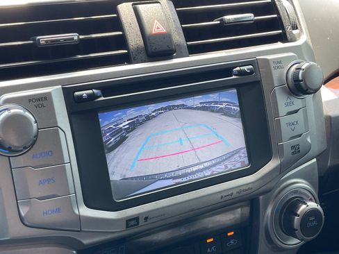 Used 2017 Toyota 4Runner Limited AWD/4WD image 23