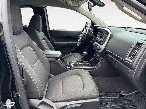 Used 2016 GMC Canyon SLE image 15