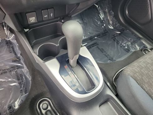 Used 2016 Honda Fit LX image 27
