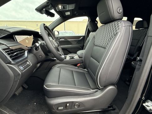 New 2026 GMC Acadia Denali w/ Super Cruise Package image 13